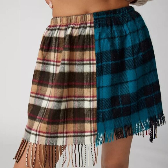 NWT UO Urban Renewal Remade Plaid Scarf Mini Skirt - Picture 11 of 11